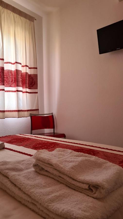 Red & Blue Rooms Olbia Buitenkant foto