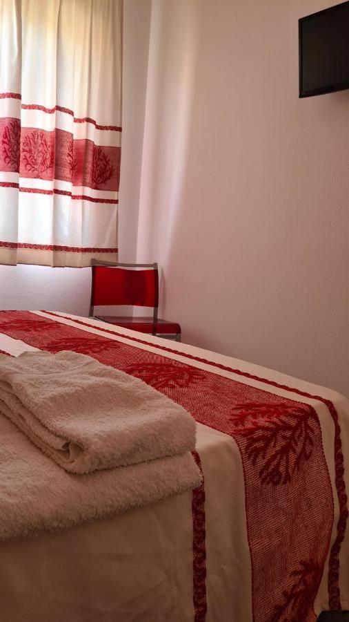 Red & Blue Rooms Olbia Buitenkant foto